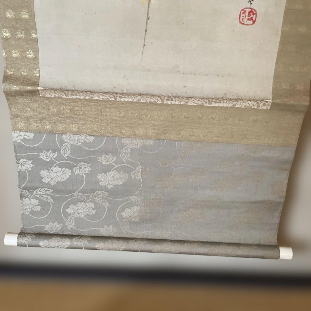 2軸セット　「しだれ桜」　「花と鳥」の掛軸 木製収納箱付き　山梨県の有名画家