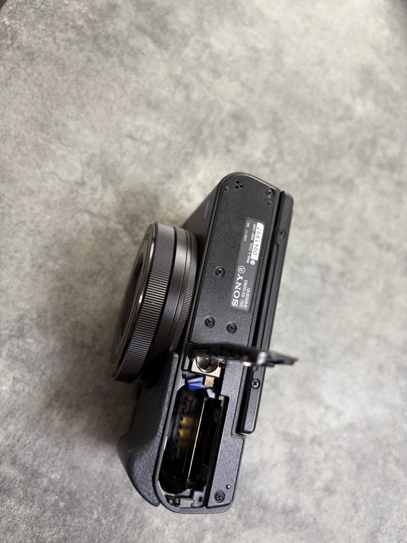 Sony RX100 III コンパクトデジタルカメラ