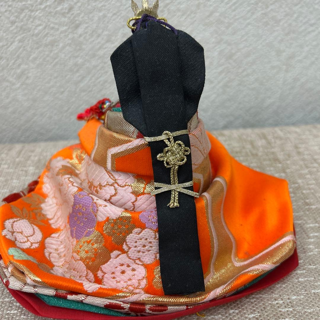 雛人形 オレンジ色 伝統的な雛祭り人形
