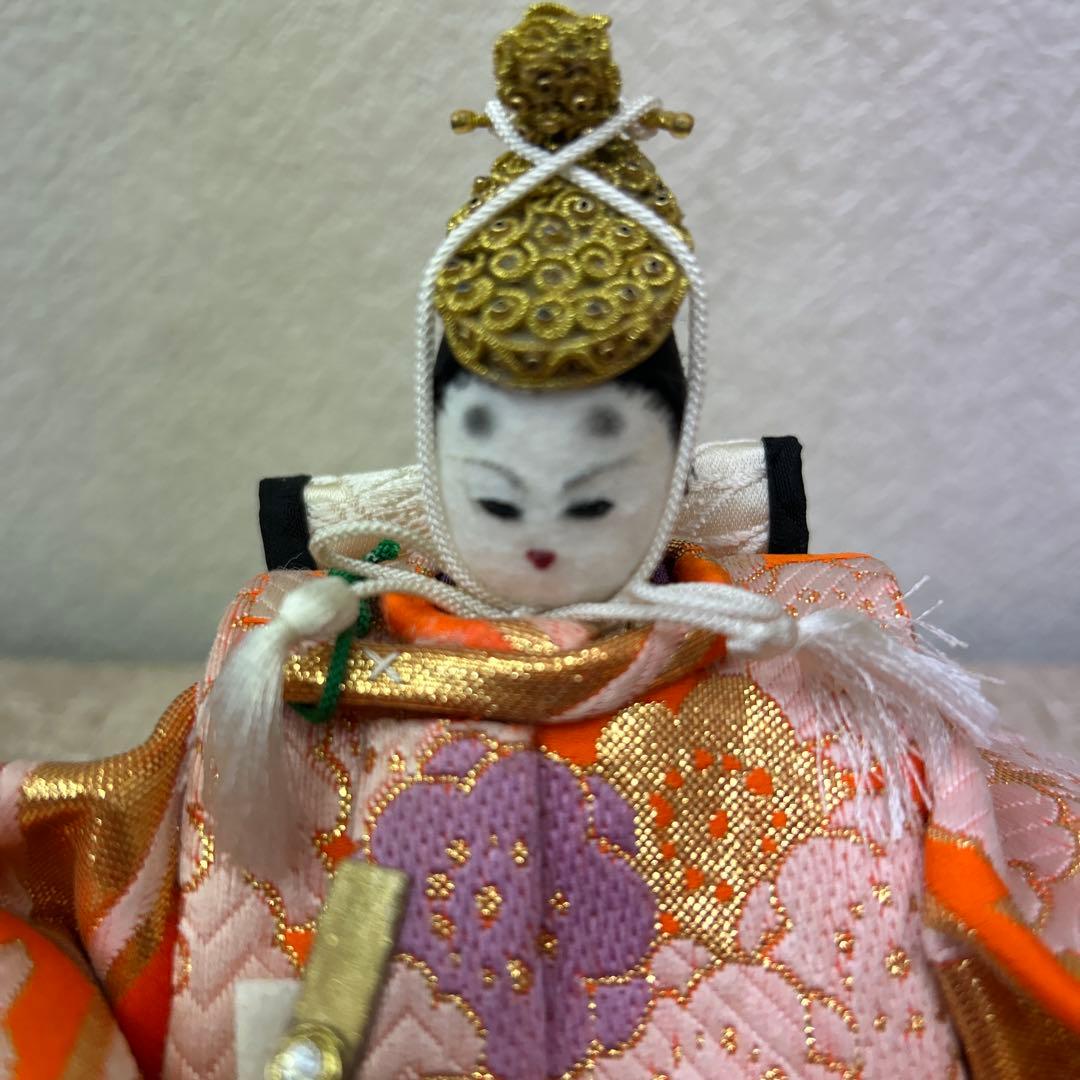 雛人形 オレンジ色 伝統的な雛祭り人形