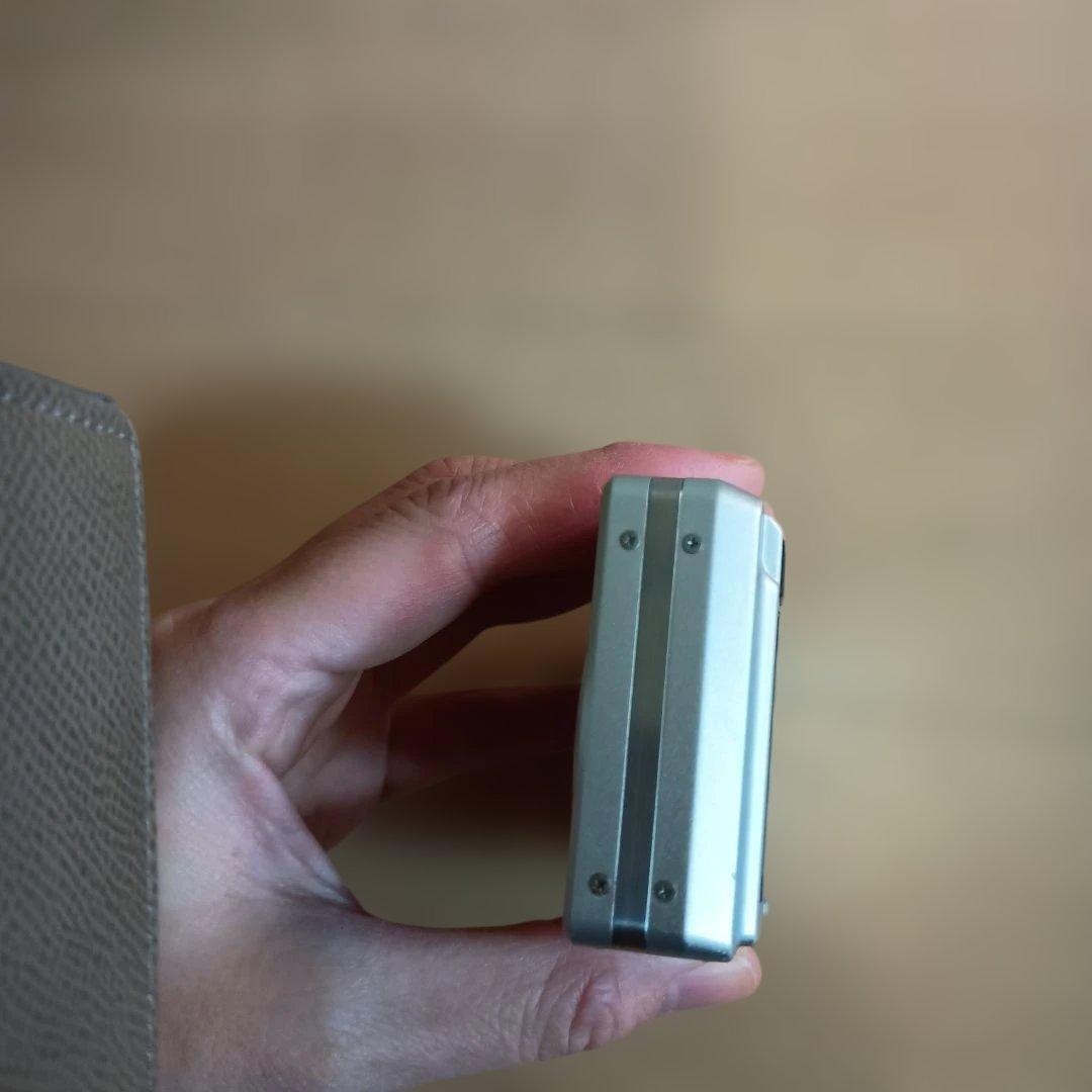 EXILIM コンパクトデジタルカメラ　 充電スタンド付き