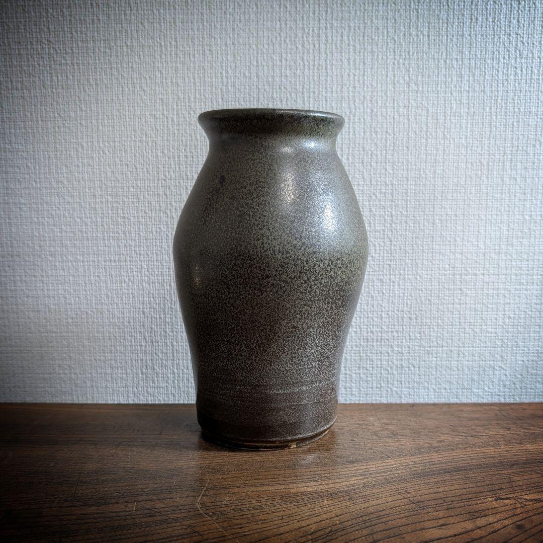 民藝　モダニズム 鉄釉花生　在銘 モダン　花器　花瓶　フラワーベース