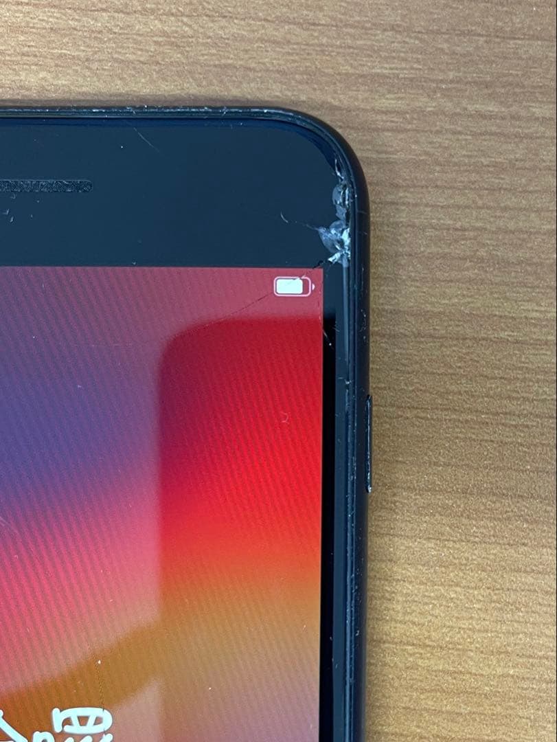 お*り様 動作確認済み iPhone SE 第2世代 64GB ID FT674