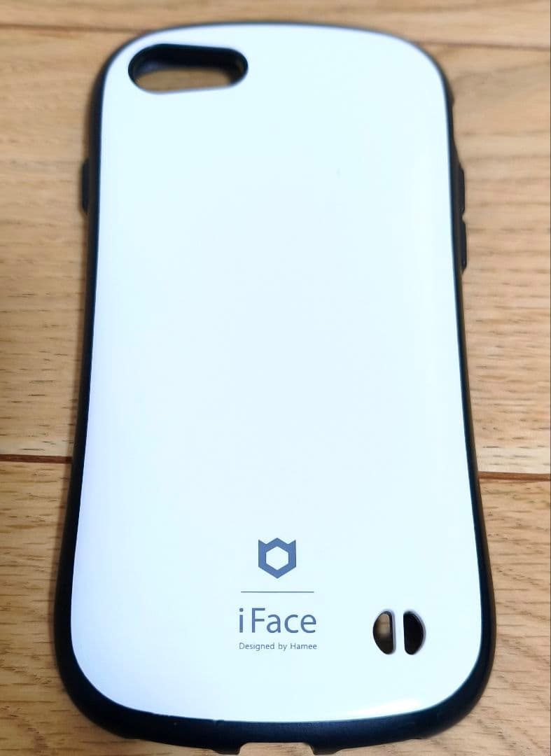 iPhone SE2 第2世代 iFace ケース付き ブラック SIMフリー