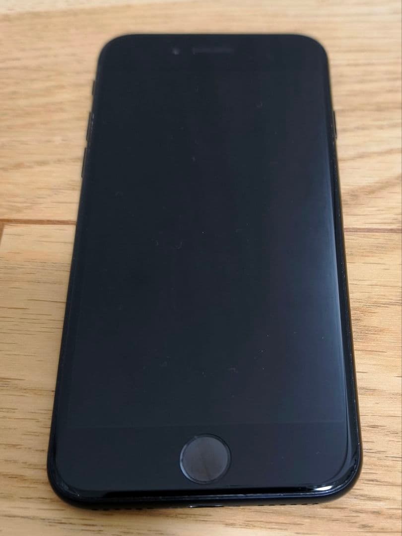 iPhone SE2 第2世代 iFace ケース付き ブラック SIMフリー