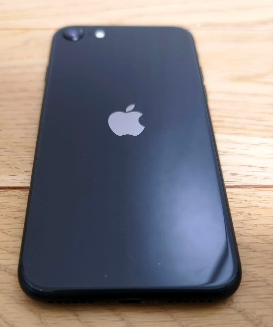 iPhone SE2 第2世代 iFace ケース付き ブラック SIMフリー