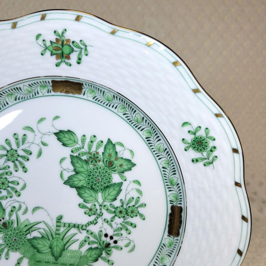 ヘレンド　インドの華　グリーン　１９センチ プレート　１枚　です。