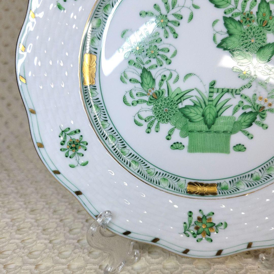 ヘレンド　インドの華　グリーン　１９センチ プレート　１枚　です。