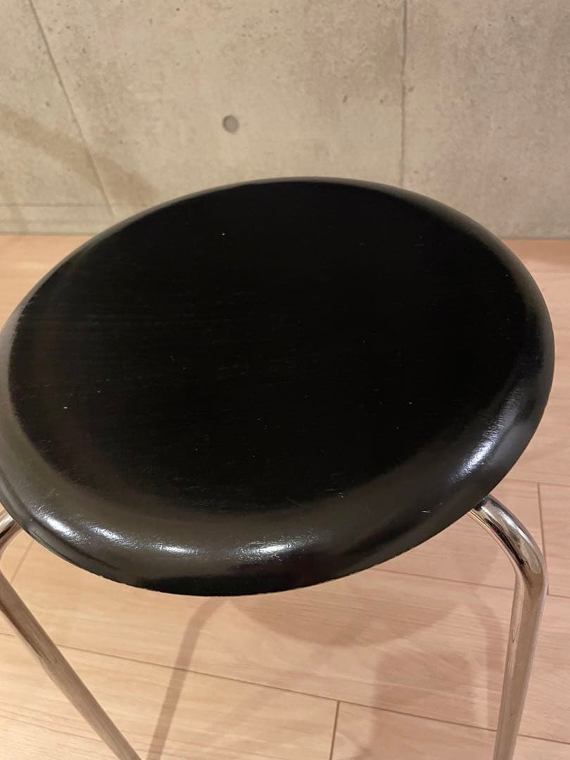 ArneJacobsenアルネヤコブセンDOT STOOL FRIZHANSEN