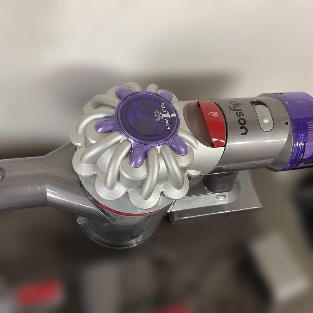 43 『分解洗浄済み』動作確認済　ダイソンDyson V8　SV10 sv25