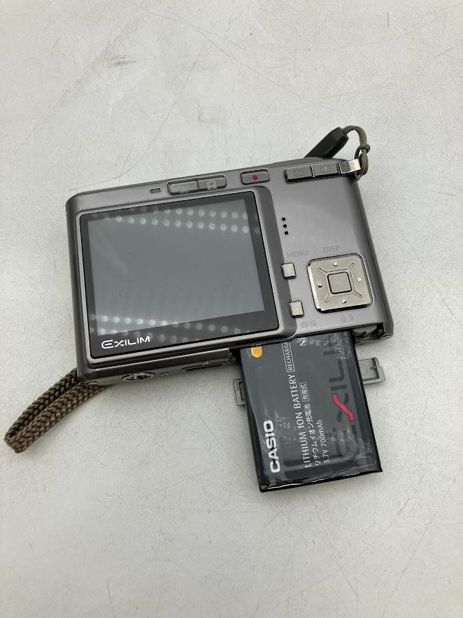 CASIO EXILIM コンパクトデジタルカメラ EX-S500