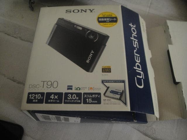 ✨SONY ソニー サイバーショット DSC-T90　デジカメ