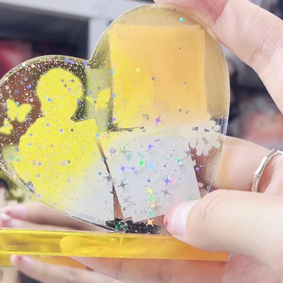 王一博 Lサイズ　デザインハート　レジンスタンド❣️4点セット❣️確認用❣️1211