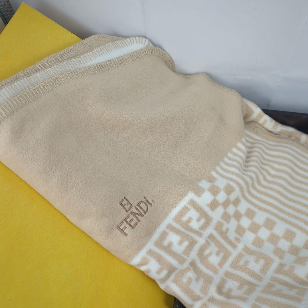 FENDI フェンディ ズッカ FFロゴ ベッド 毛羽 綿 毛布 シーツ