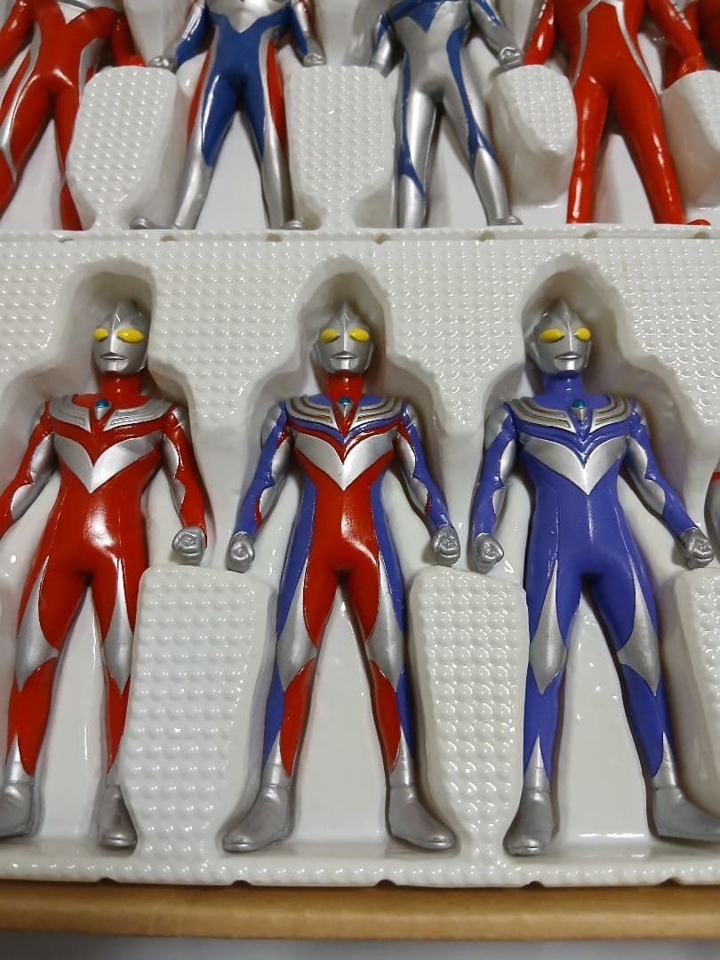 ウルトラヒーローベスト21　フィギュア　ウルトラマン