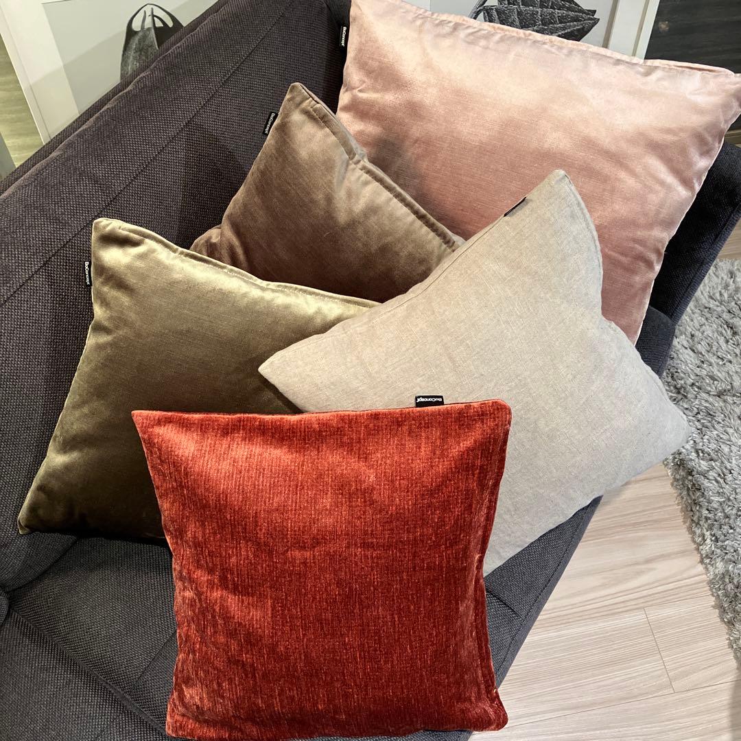 ボーコンセプト　ベルベット グラデーションベージュクッション 45cm