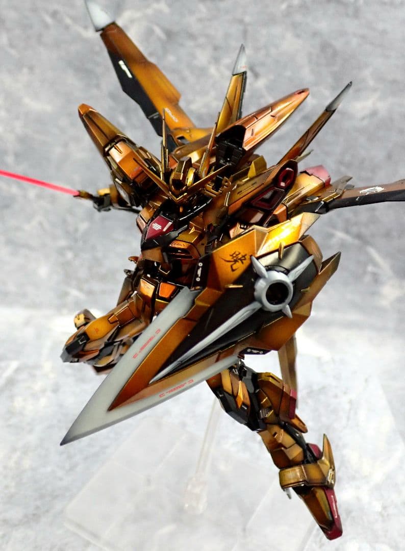 RG アカツキガンダム+HG ゼウスシルエット ガンプラ 全塗装 塗装済 完成品