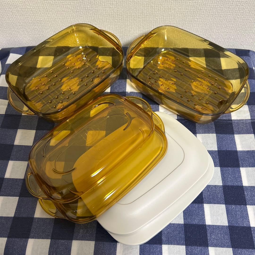 ま*ん様 タッパーウェア　タッパーウェーブ2000角型（小）