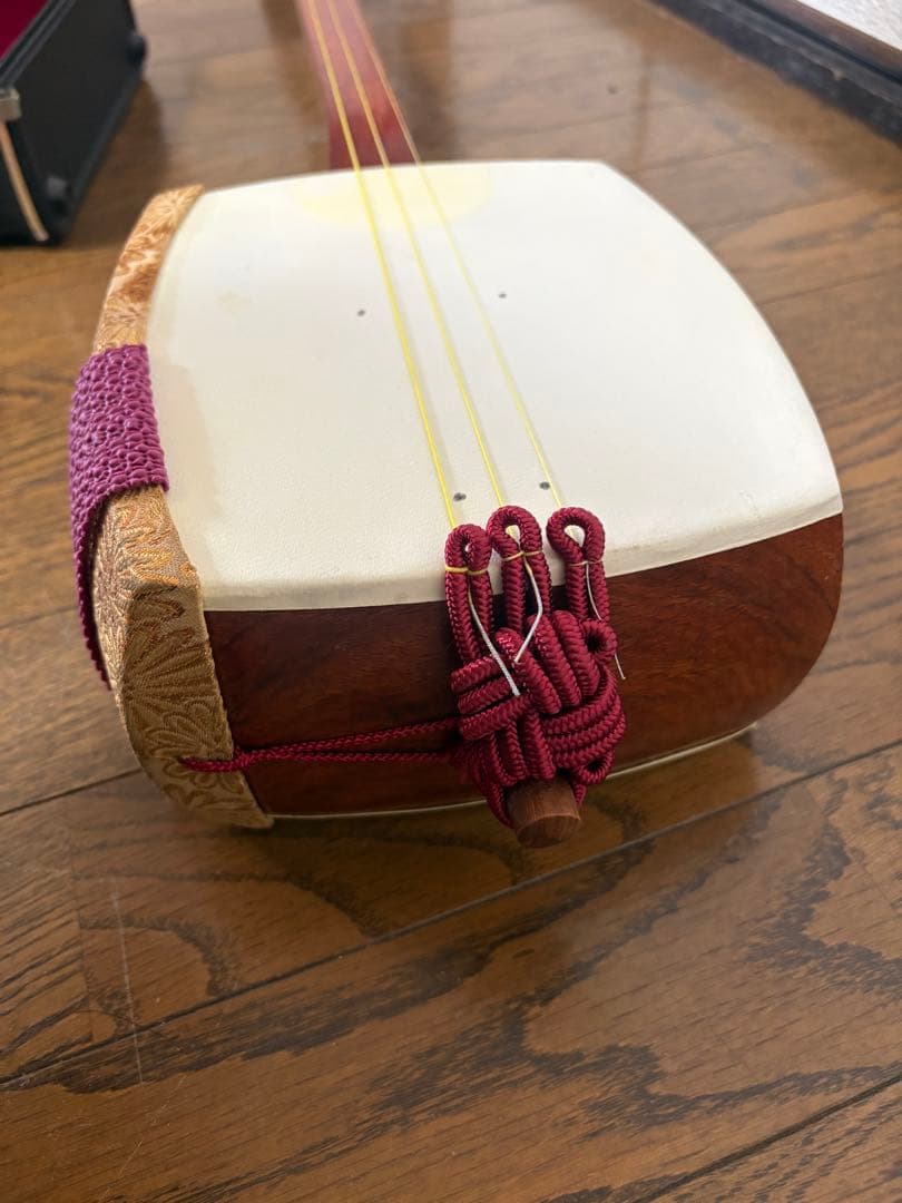 三味線本体 木製 3弦 四角形【破れなし】