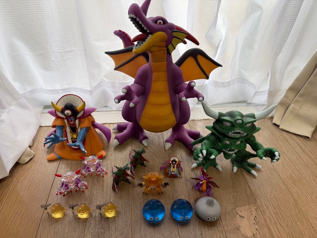 ゴジラ＆ドラクエフィギュアセット