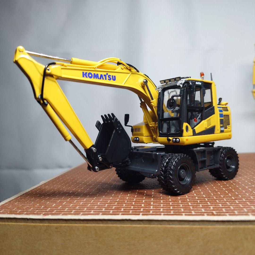 コマツ PW148油圧ショベル(モノブーム)1/50 KOMATSU レトロ仕様