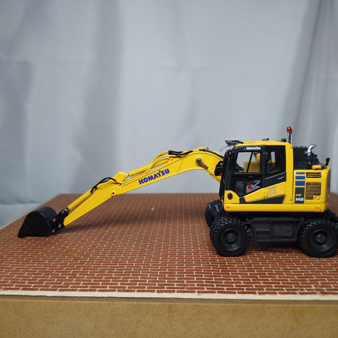コマツ PW148油圧ショベル(モノブーム)1/50 KOMATSU レトロ仕様