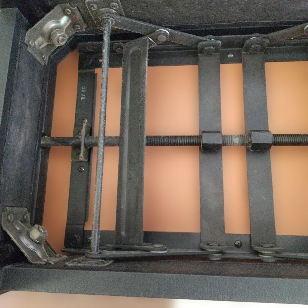 ピアノ YAMAHA製 高低調整イス