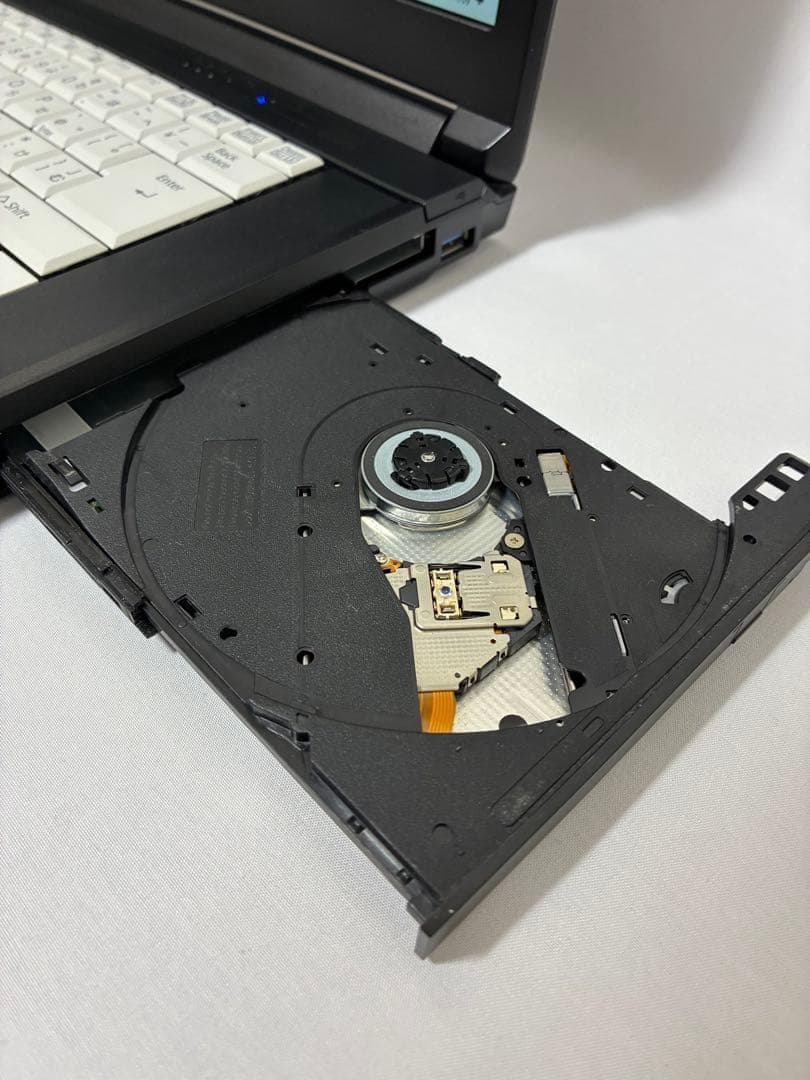 FUJITSU LIFEBOOK A746N SSD256GB パソコン PC