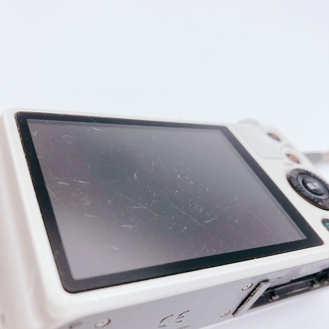 CASIO EXILIM EX-ZR850 ホワイト デジカメ コンデジ