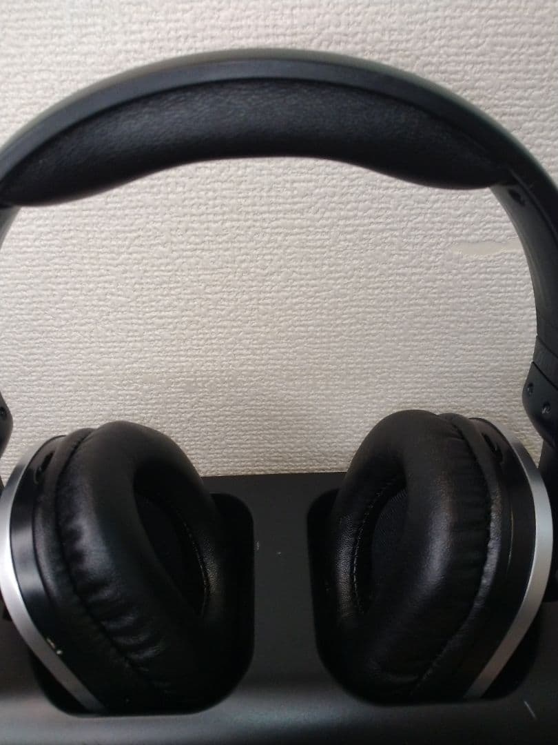 JVC ワイヤレスヘッドホン HA-WD100B　便利です。