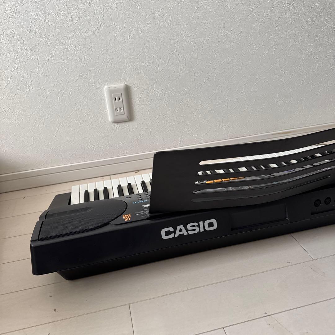 【美品】カシオ　CASIO キーボード　CTK-660L 光
