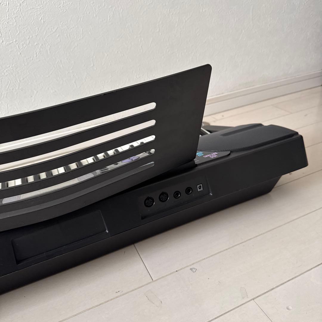 【美品】カシオ　CASIO キーボード　CTK-660L 光