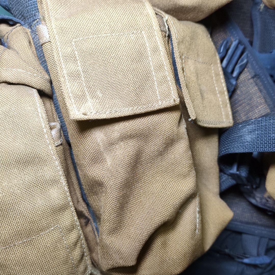 南アフリカ国防軍払い下げ品　SADF　 P83 タクティカルベスト　レア品