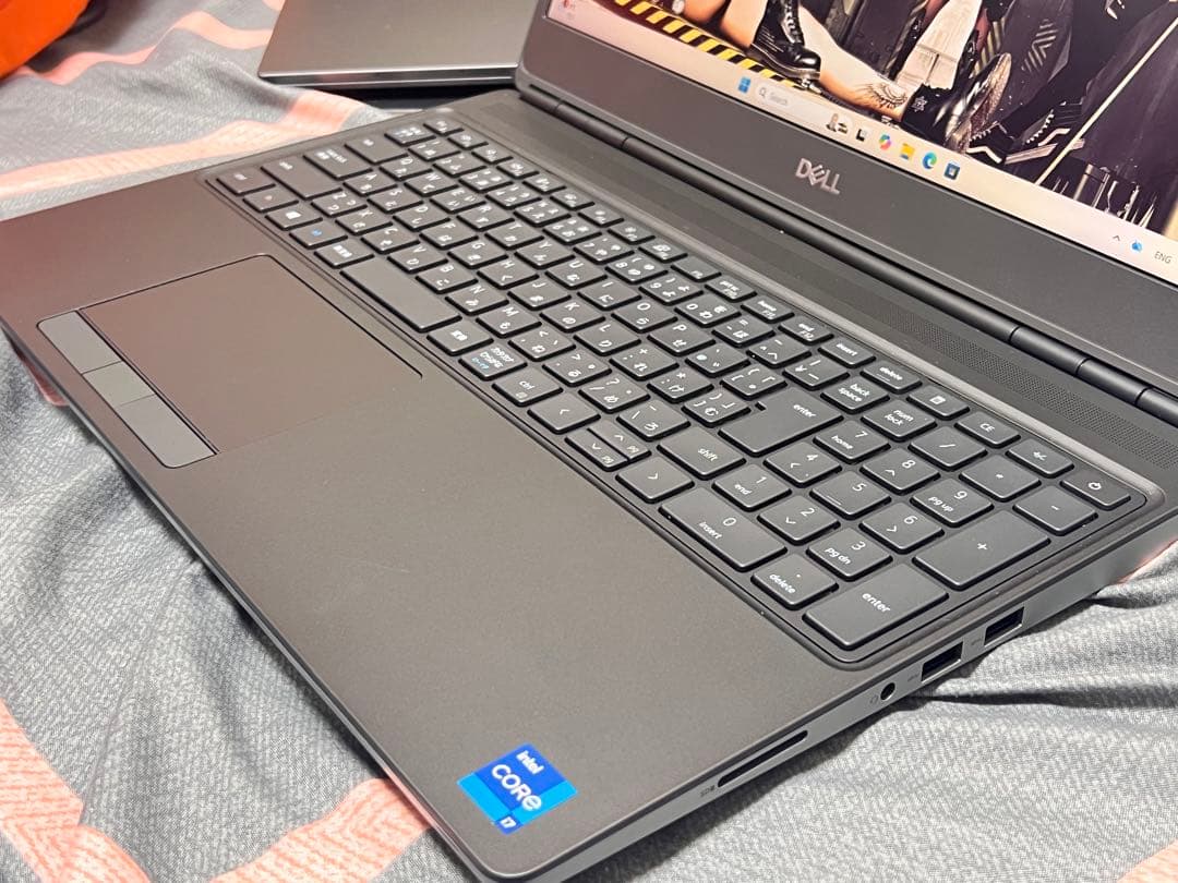 DELL PRECISION 7560 i7 32GB/SSD:1.40TB』