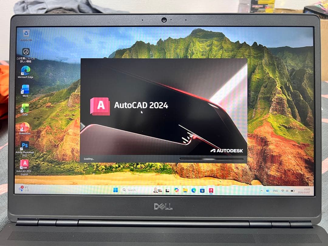 DELL PRECISION 7560 i7 32GB/SSD:1.40TB』
