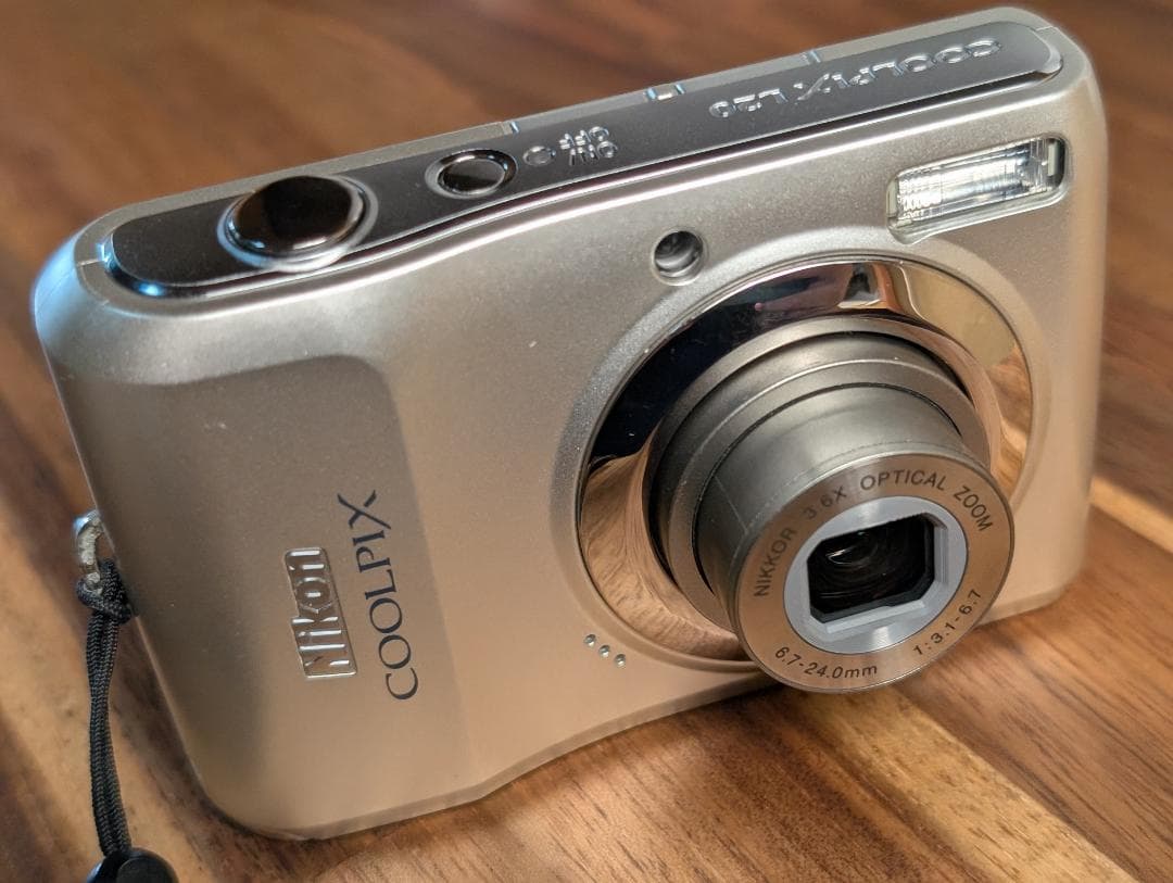 Nikon COOLPIX L20 コンパクカメラ コンデジ デジカメ