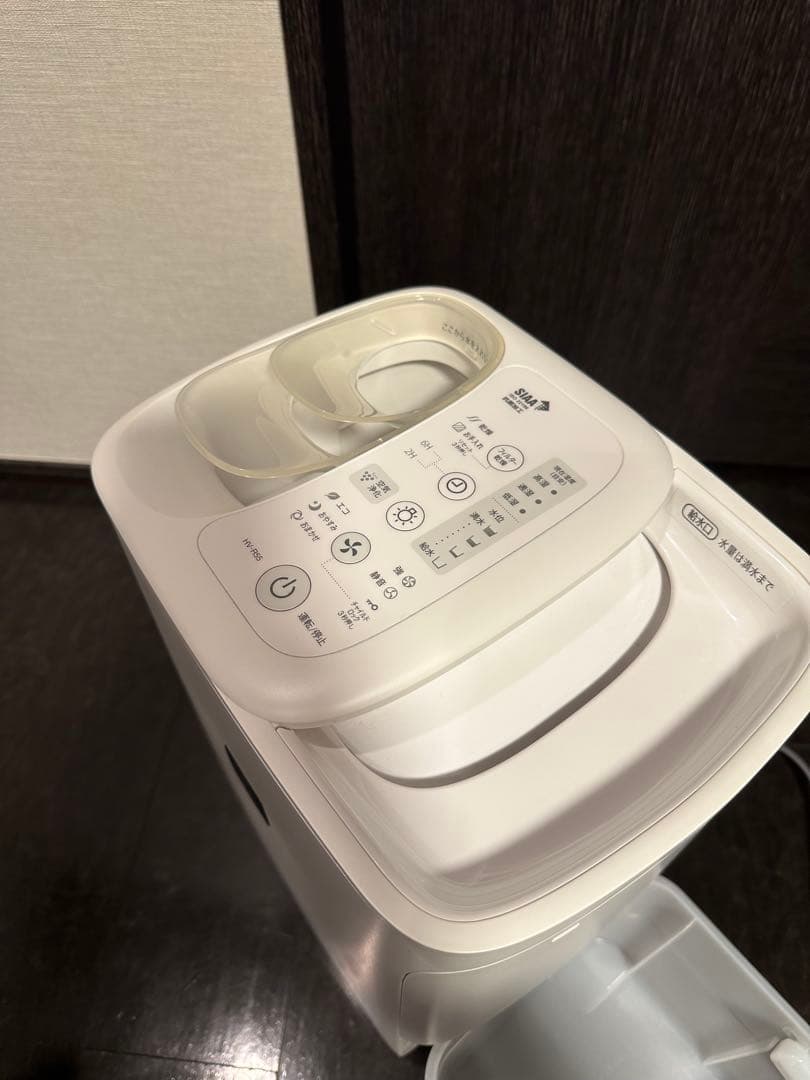 SHARP　加熱気化式加湿器　HV-R55-W