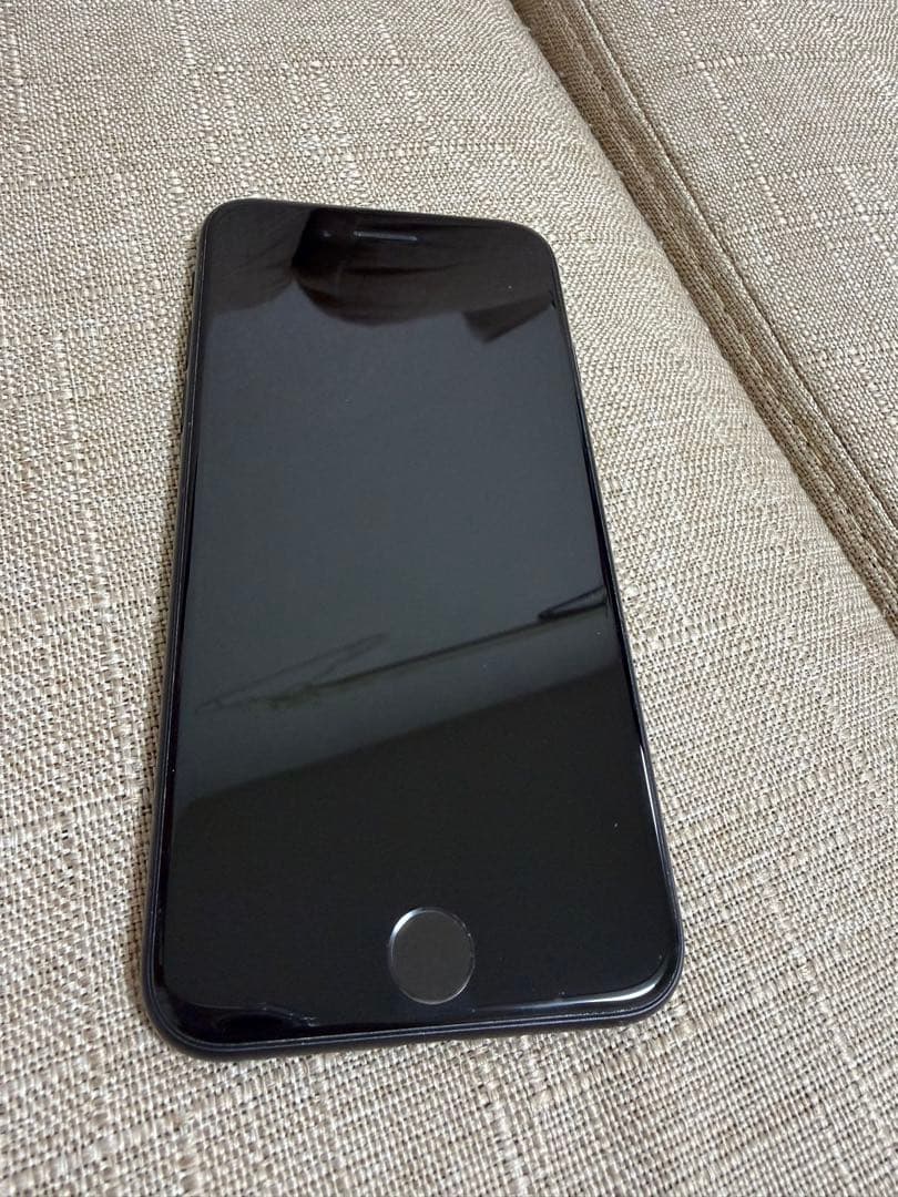 【箱付き】美品 iPhoneSE 第二世代 SE2 128GB ブラック 黒