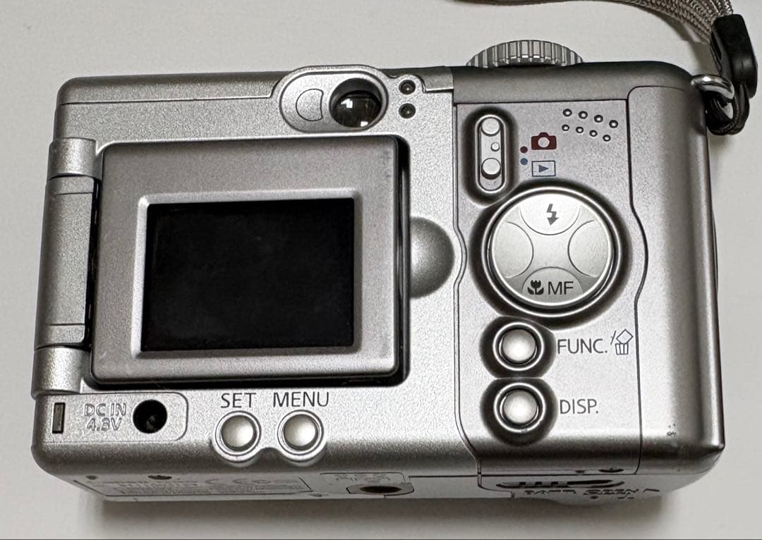 IXY DIGITAL320（Power Shot A80）コンパクトデジカメ