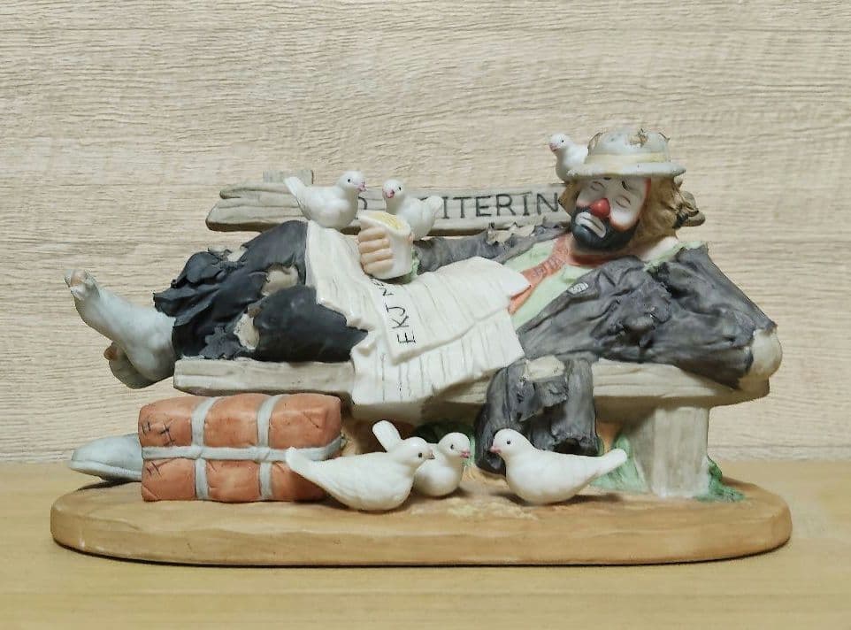 ピエロ　陶磁器製　フィギュア　フランブロ社　Frambro社