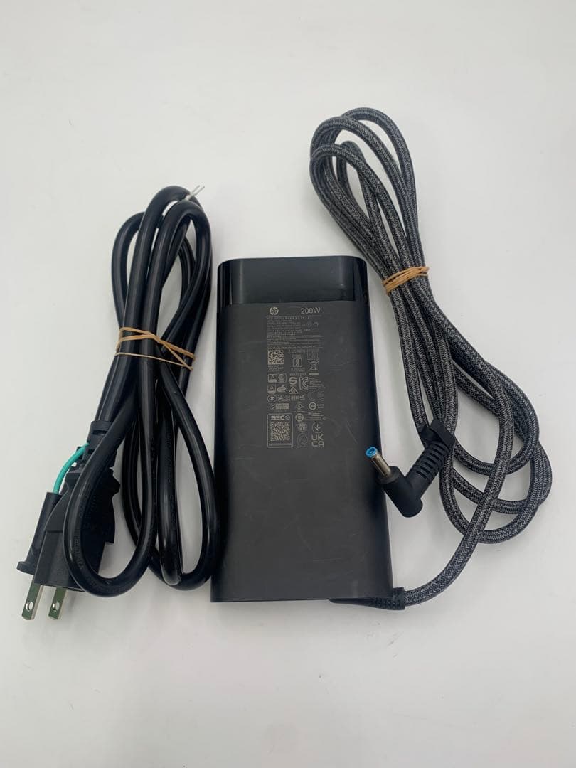 ZBook Fury 17.3 G8 Core i7-11850H 64Gメモリ