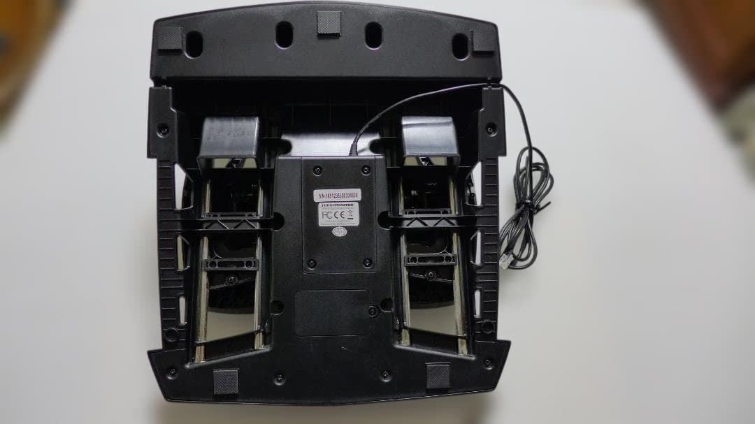 THRUSTMASTER ゲーム用ラダーペダル