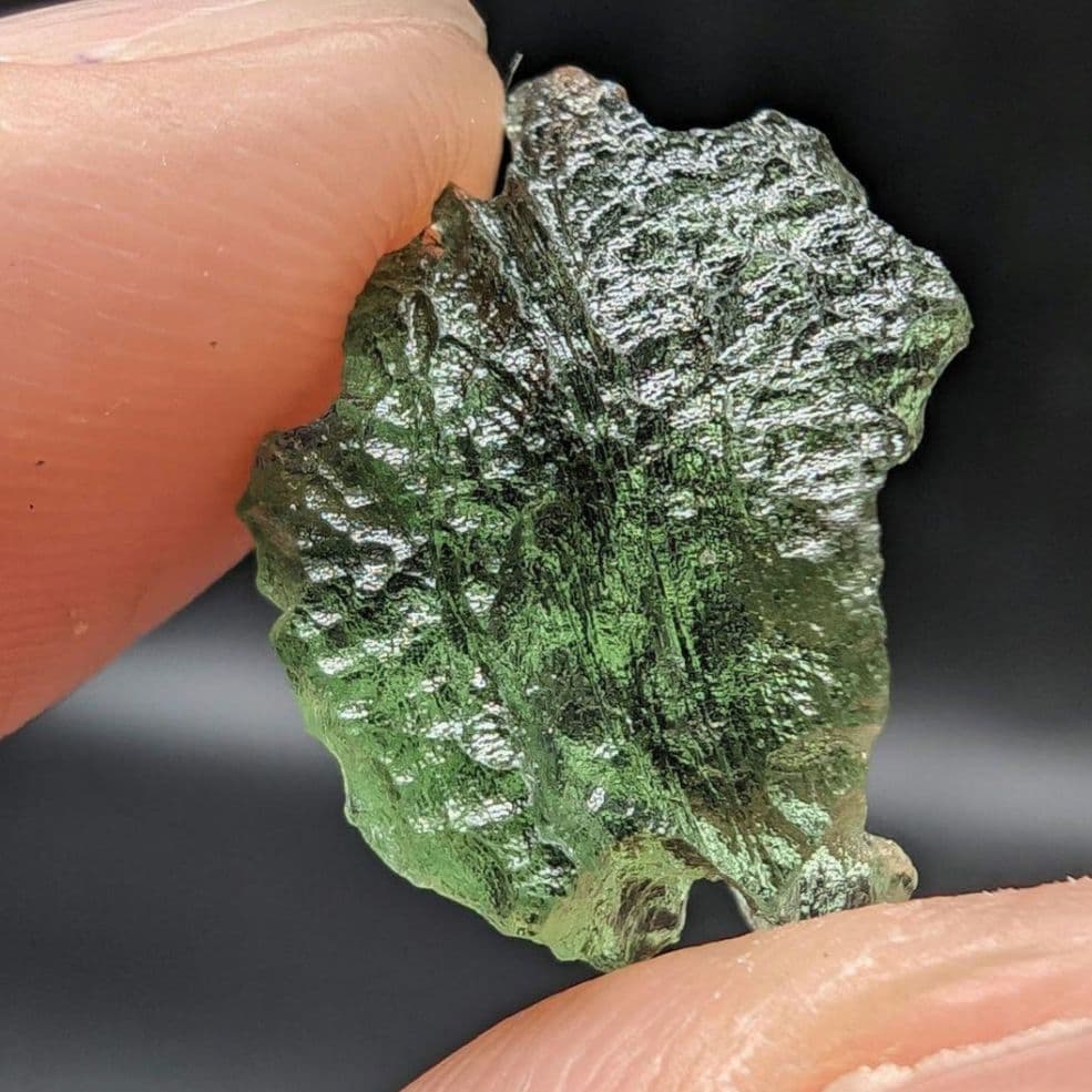 モルダバイト　結晶　C