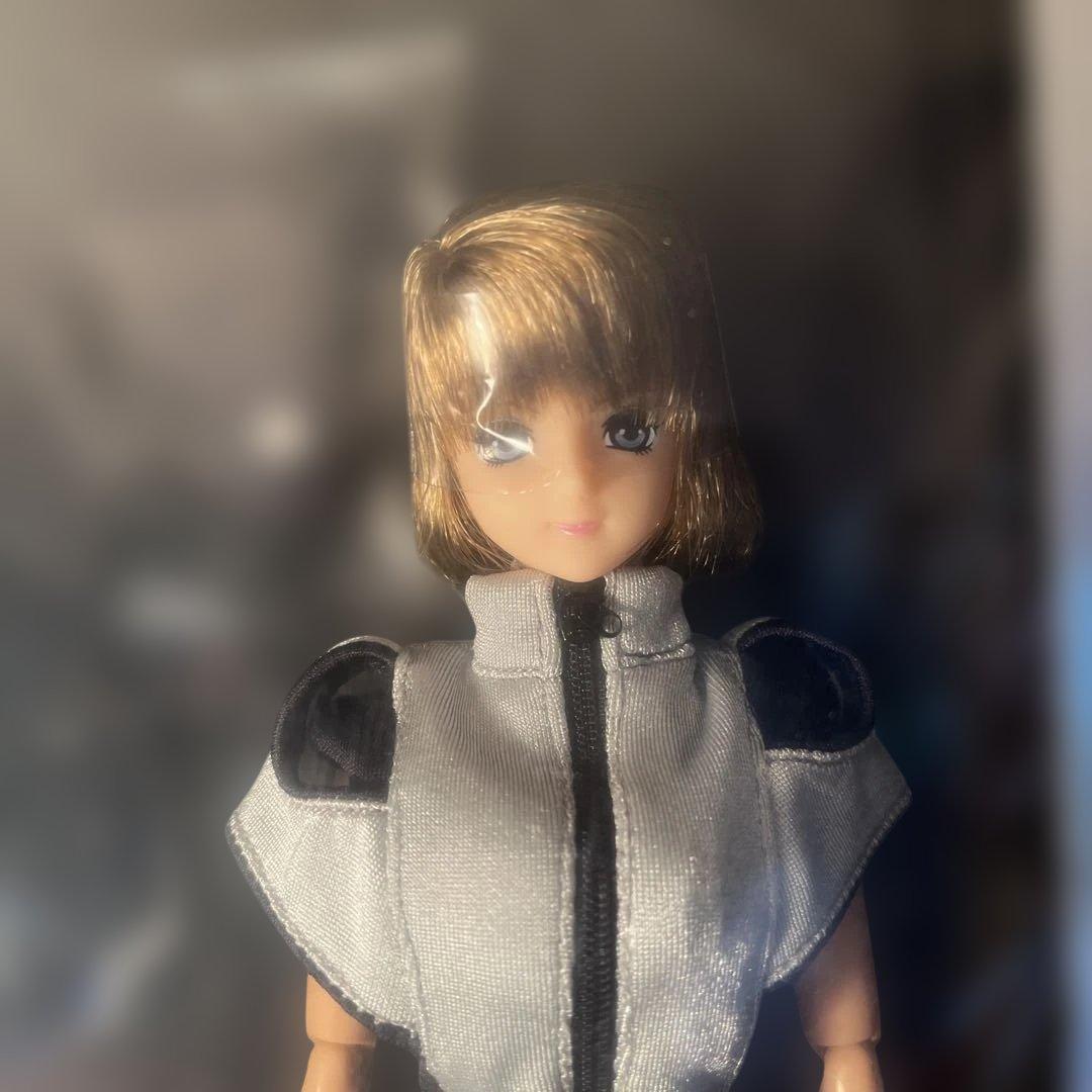 MINAKO フィギュア 未来的デザイン