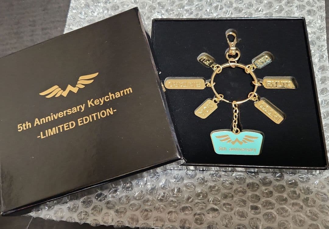 WATWING 5年です！記念チャーム