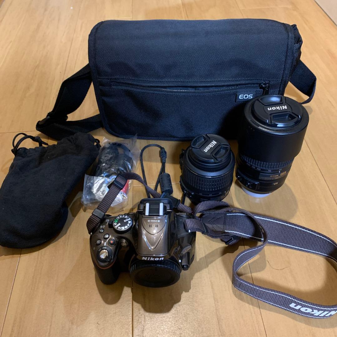 Nikon D5200 デジタル一眼レフカメラ　使用2回のみ