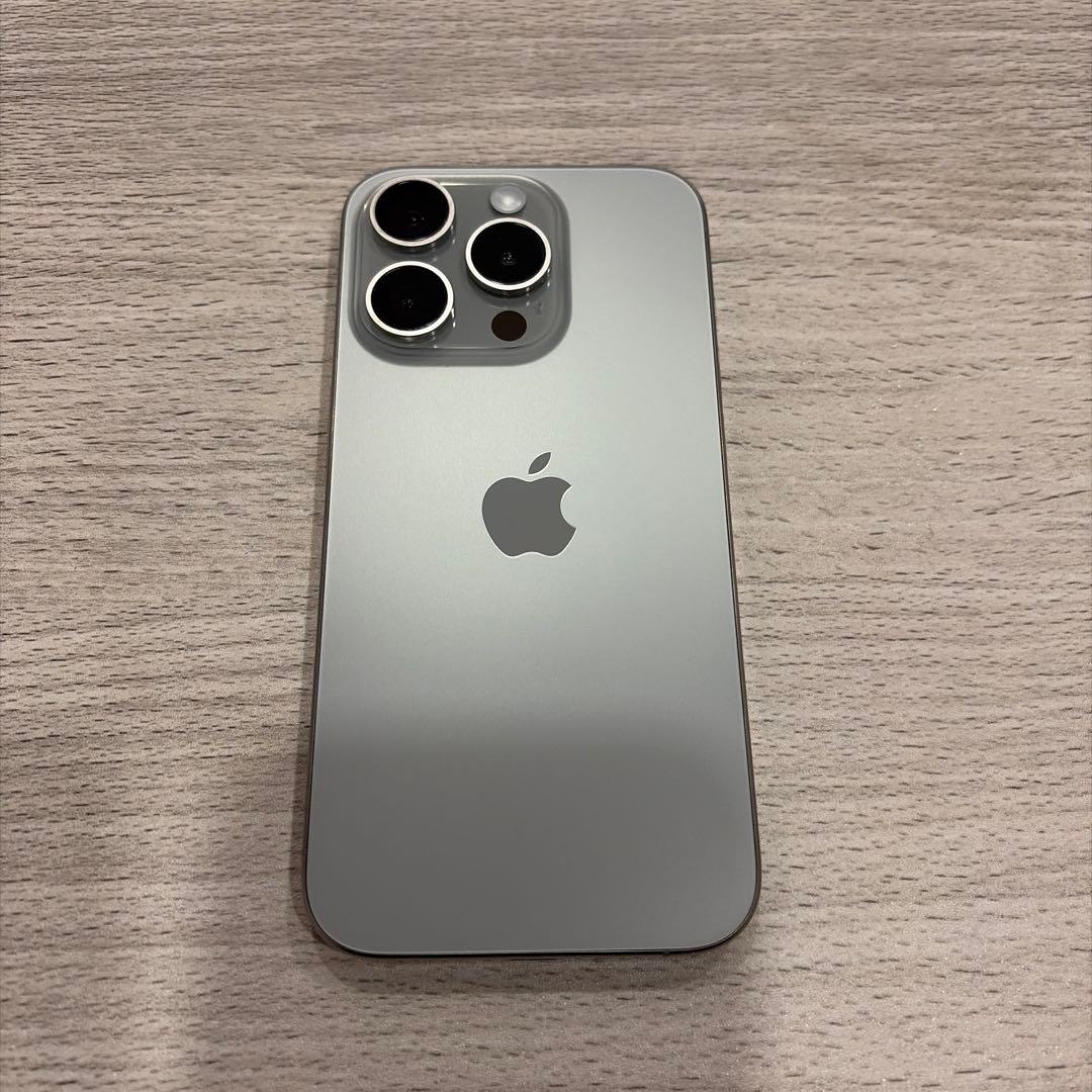 iPhone 15 Pro 128GB ナチュラルチタニウム SIMフリー本体