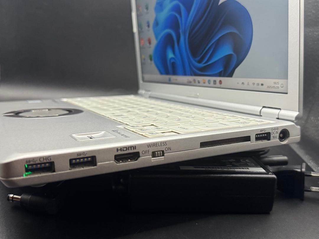 Office2021win11pro軽量耐久カメラACアダプター256GB