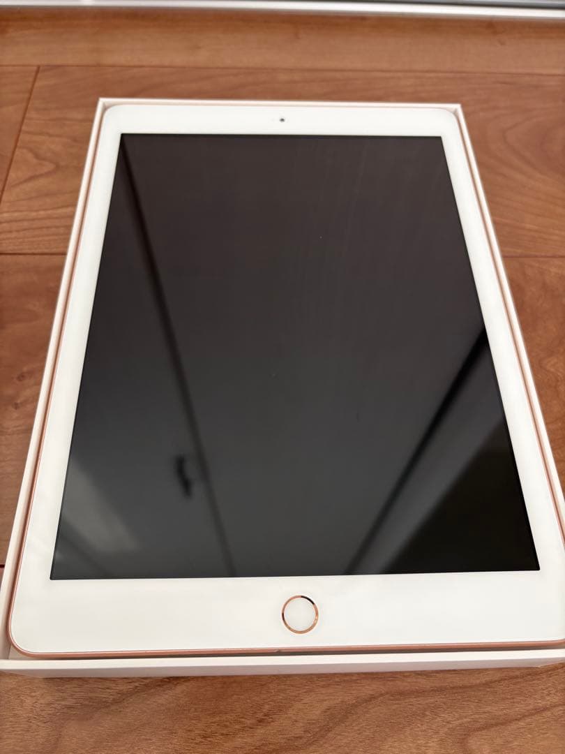 Apple iPad 第6世代 32GB Wi-Fi ゴールド 本体