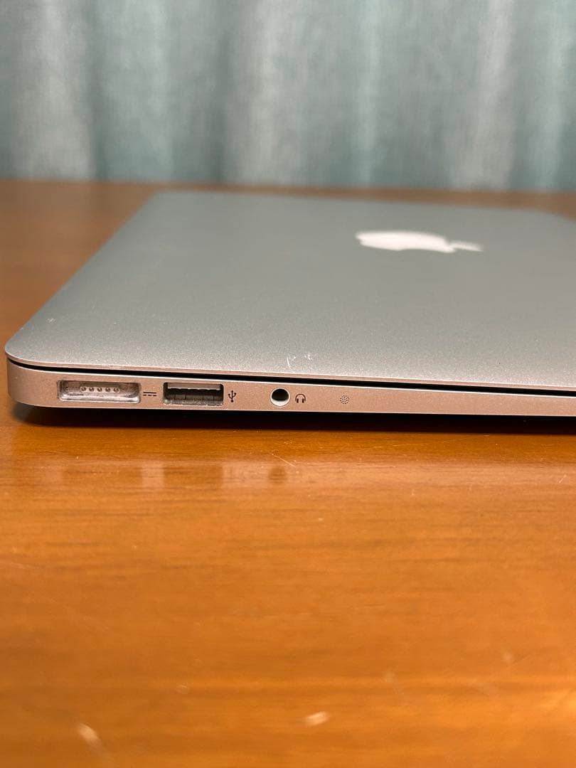 【初期化済】MacBook Air 13inch Mid2012 A1466